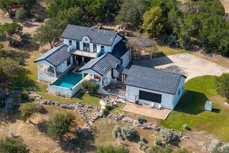 Building Photo - 1128 Thurman Bluff Dr