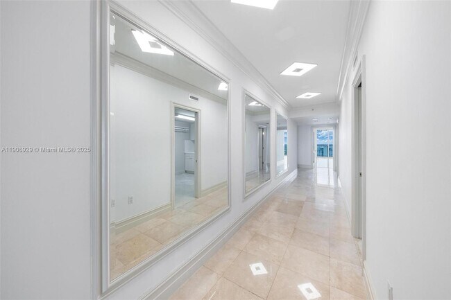 Building Photo - $11,000MONTHLY;3201 NE 183RD STREET #2506 AVENTURA, FL 33160