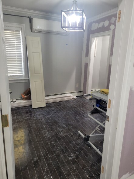 Building Photo - 8 Octavia St