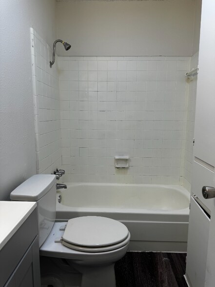 Building Photo - 313 Flournoy Dr