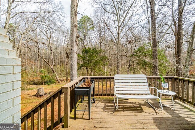 Building Photo - 325 Brookstone Dr