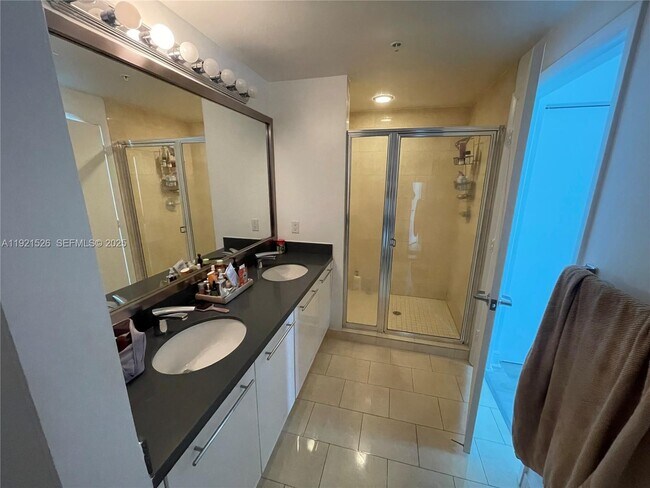 Building Photo - 90 SW 3rd St