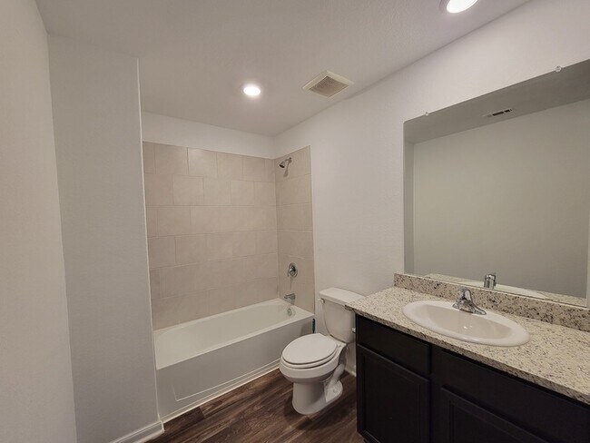 Building Photo - 766 Veloway Trail