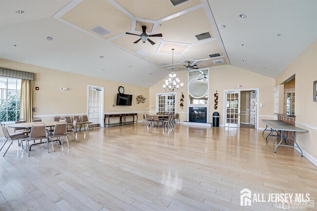 Building Photo - 2822 Edward Stec Blvd