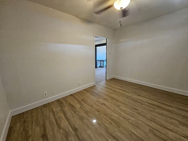 Building Photo - Welcome to Your New Home !