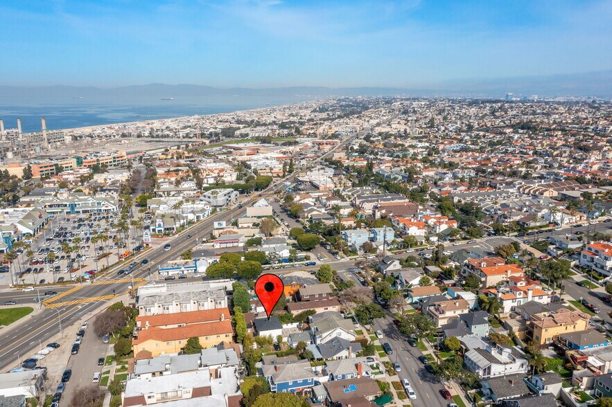 Building Photo - 321 N Gertruda Ave