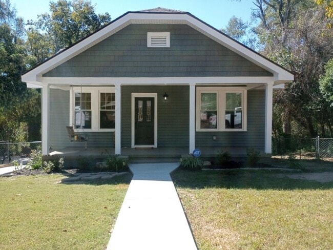 Primary Photo - 211 North St