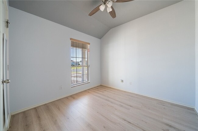 Building Photo - 2317 White Star Dr