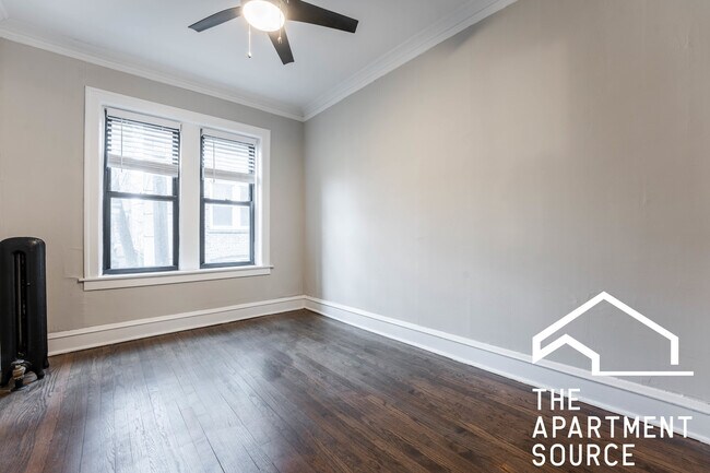Building Photo - 723 W California Ter