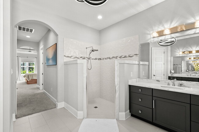 Building Photo - 5960 Bolsena Pl