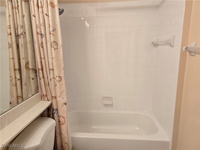 Building Photo - 25069 Peacock Ln