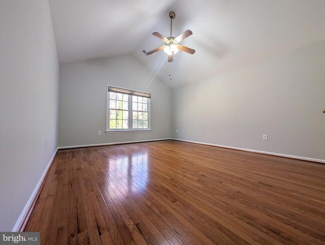 Building Photo - 6441 Lake Meadow Dr