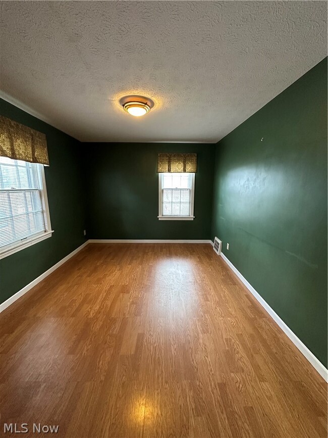 Building Photo - 1579 Laclede Rd