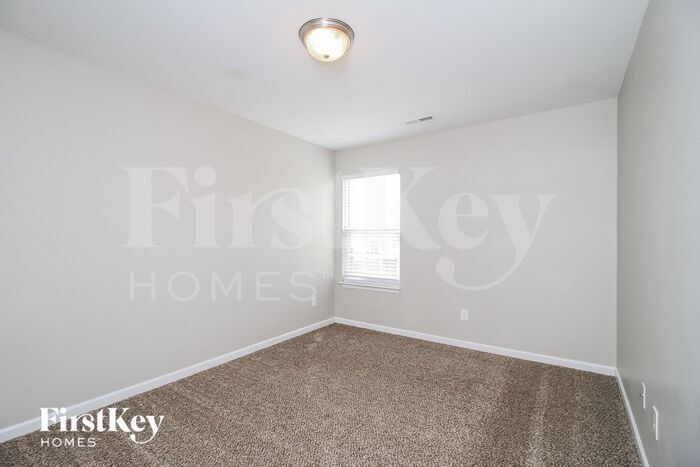 Building Photo - 1562 Welford Dr