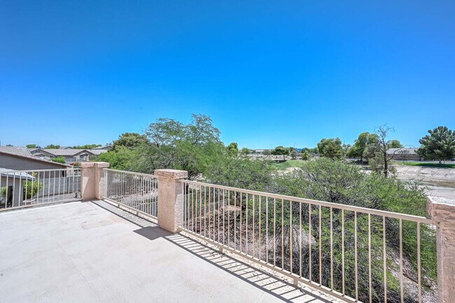 Building Photo - 223 S 119th Dr
