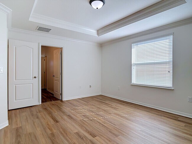 Building Photo - 221 W Fiesta Key Loop