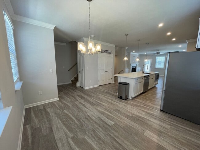 Building Photo - Grassfield Meadows