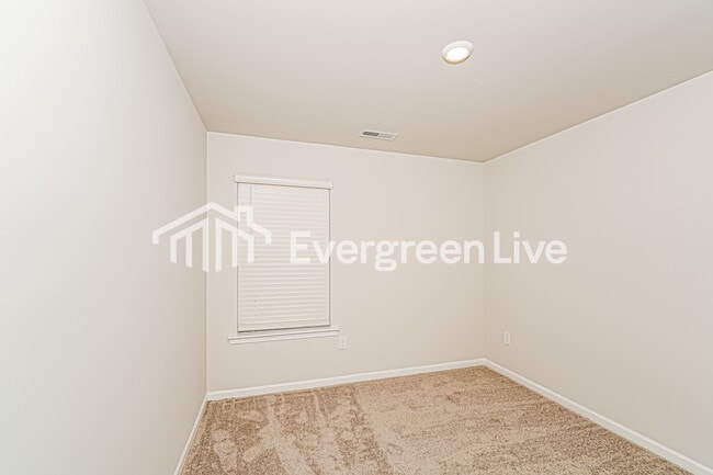 Building Photo - 212 Exeter St