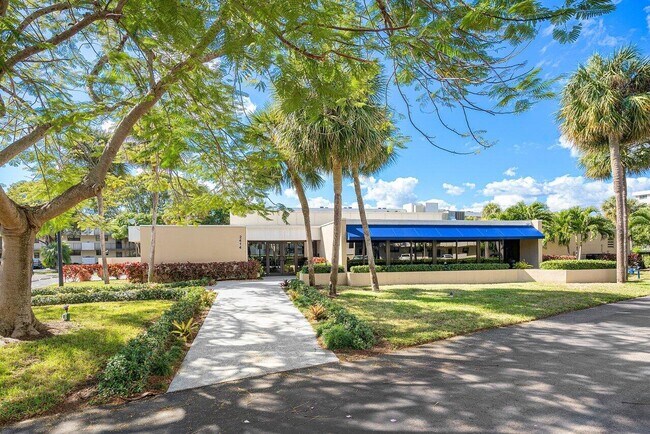 Building Photo - 2420 DC Country Club Boulevard