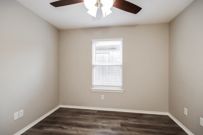 Building Photo - 12414 Shepherds Way