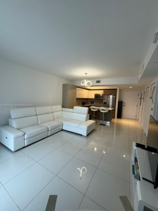 Building Photo - 5252 NW 85th Ave