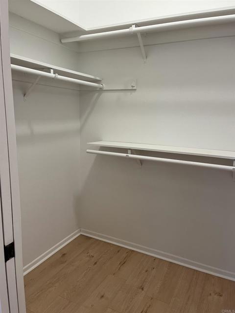 Building Photo - 8840 Villa La Jolla Dr