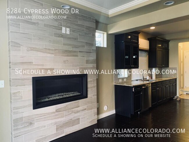 Building Photo - 8284 Cypress Wood Dr