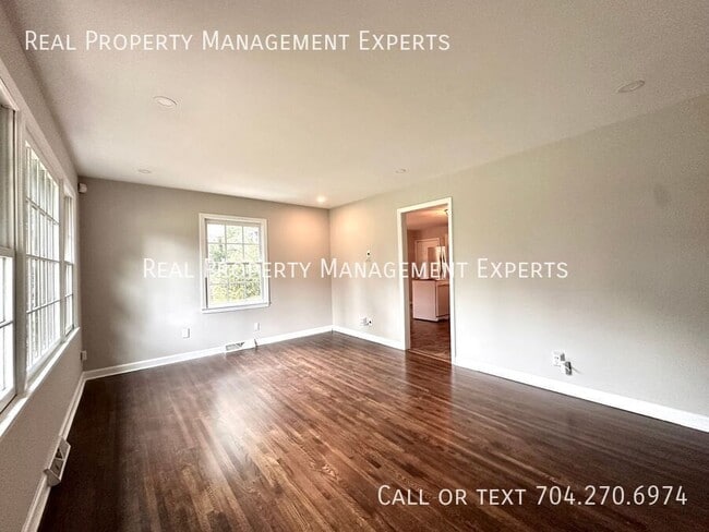 Building Photo - 4320 Woodgreen Terrace