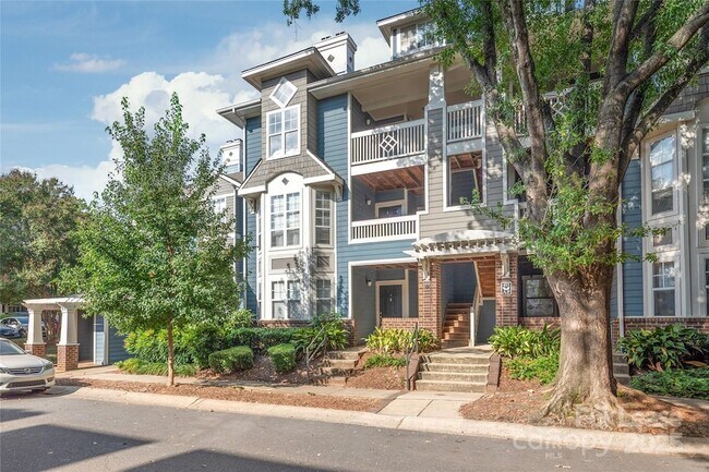 Building Photo - 415 Mather Green Ave