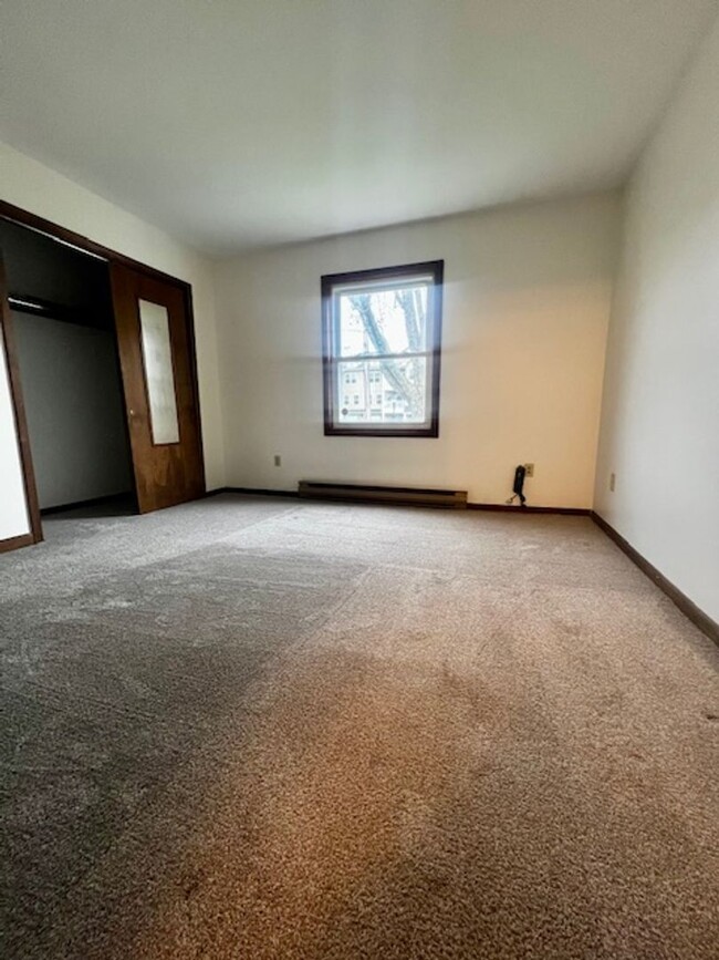 Building Photo - Single Family Home - 2 Beds, 1 Bath- Baldw...