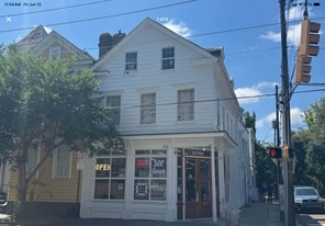 Building Photo - 14 1/2 Pitt St