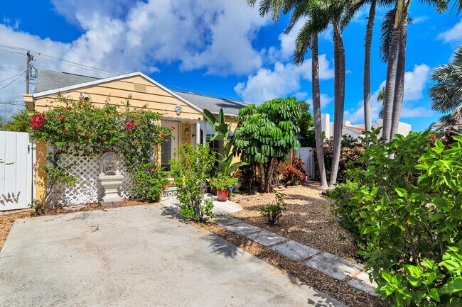 Building Photo - 341 Nottingham Blvd