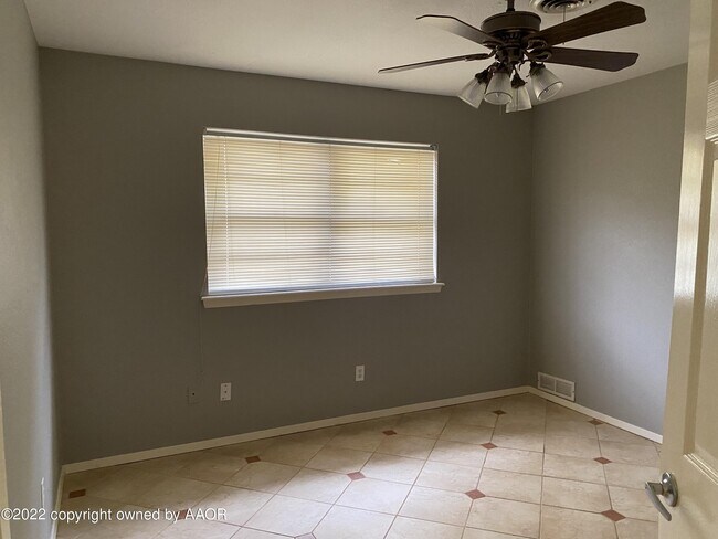 Building Photo - 3730 Rutson Dr