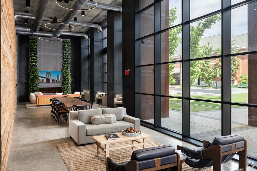 Lobby Photo - Sono Central