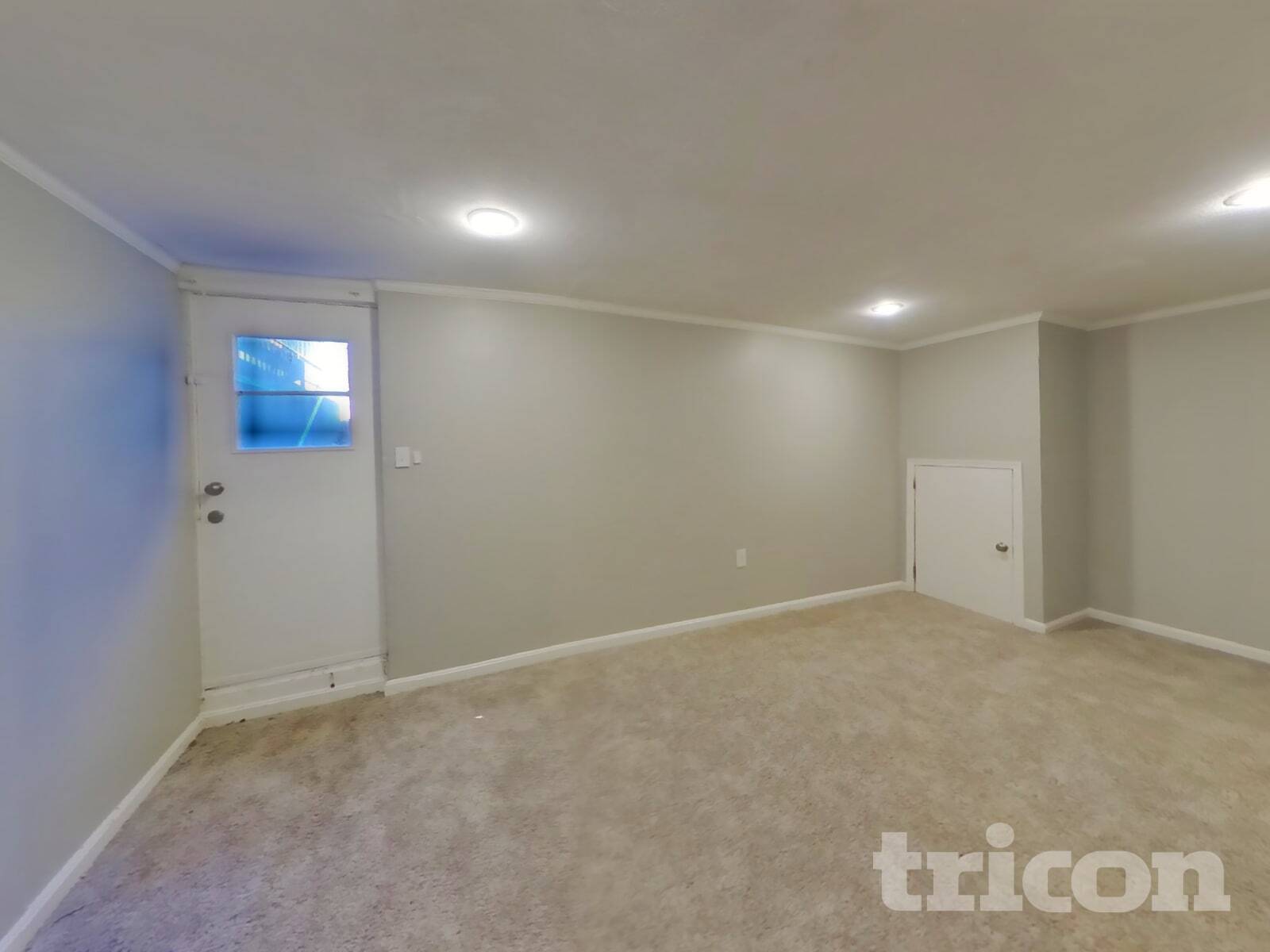 Building Photo - 12345 Bonfire Dr