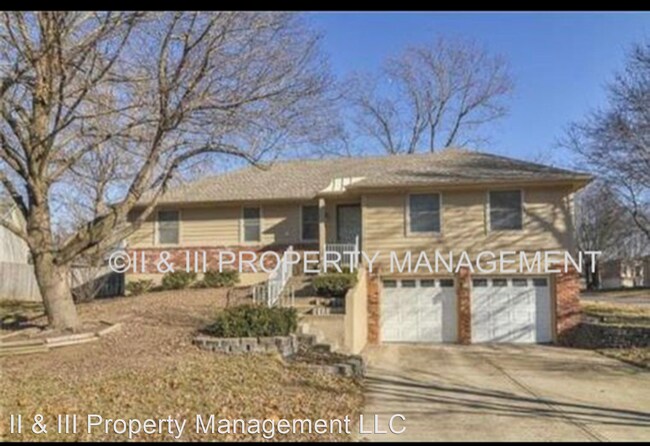 Primary Photo - 4 br, 3 bath House - 1308 S Apache Ct