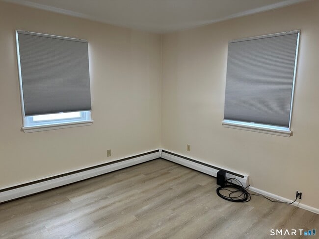 Building Photo - 287 East St