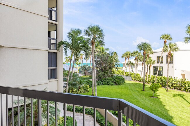 Building Photo - 4551 Gulf Shore Blvd N