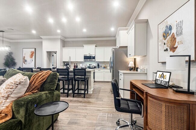 Building Photo - 3313 Flatwood Dr