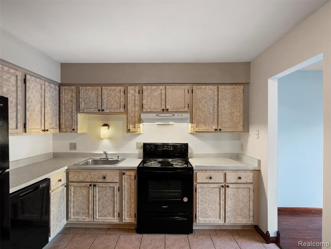 Building Photo - 27689 Echo Valley W