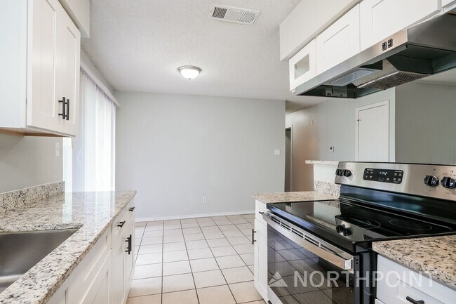 Building Photo - 3 BR/2BA | Newly Renovated Single Family Home |  | 1-Car Covered Parking | Gated backyard