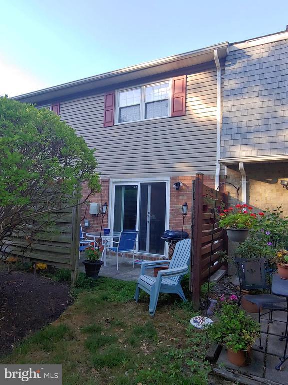 Building Photo - 8435 Norwood Dr