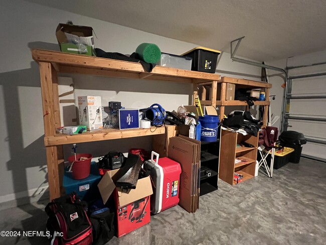 Building Photo - 16022 Willow Bluff Ct