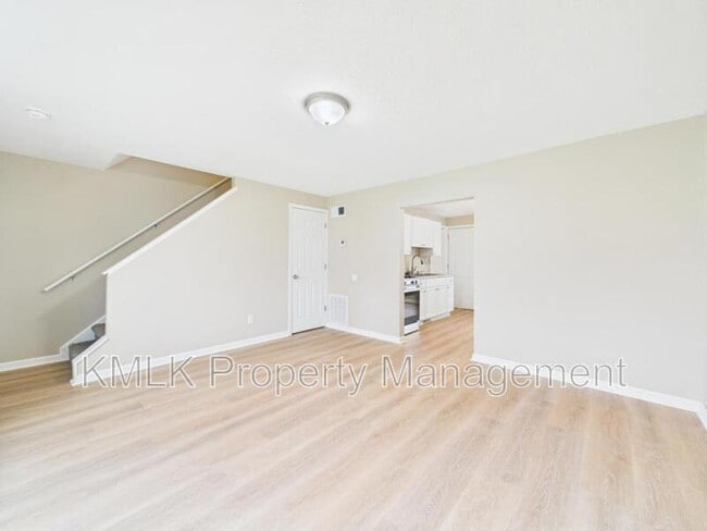 Building Photo - 9042 Maple Grove Rd