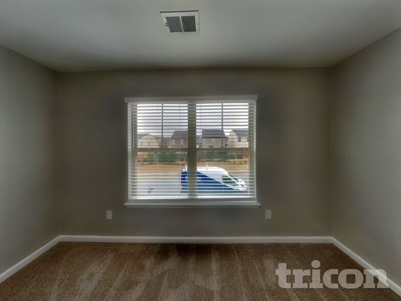 Building Photo - 3140 Broadleaf Trail Rd