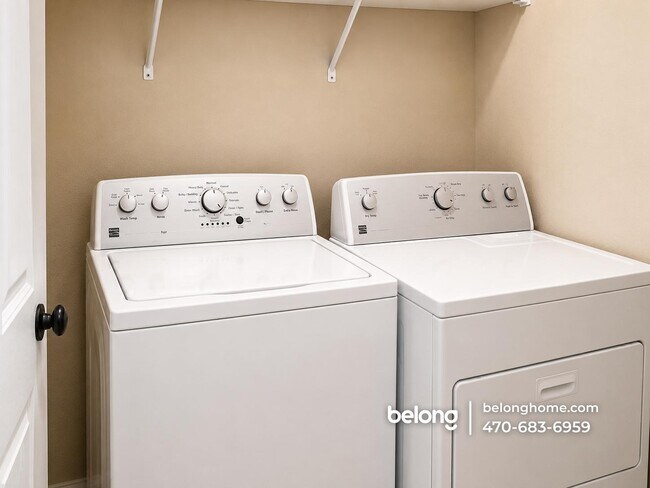 Building Photo - 312 Loneoak Trl