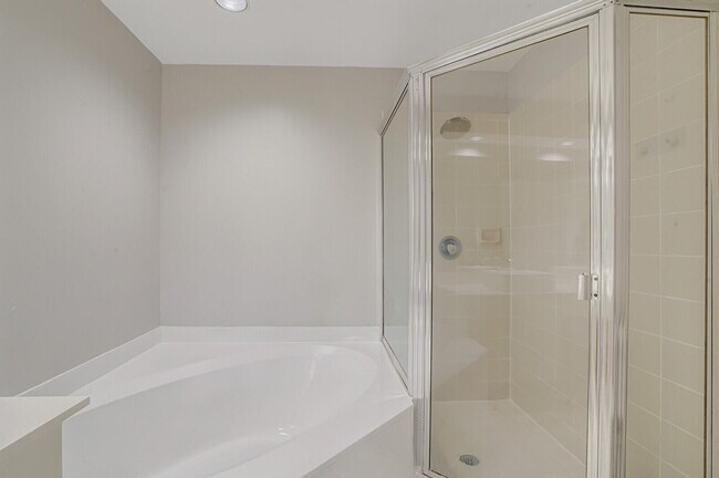 Building Photo - 401 SW 158th Terrace