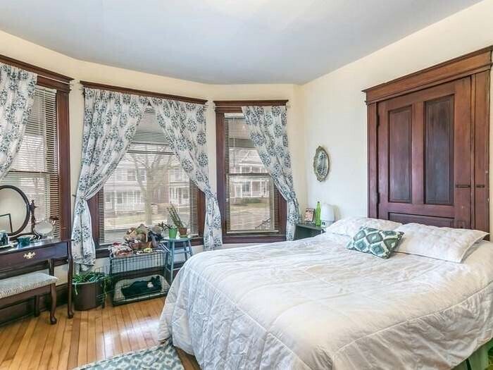 Building Photo - 1432 Williamson St