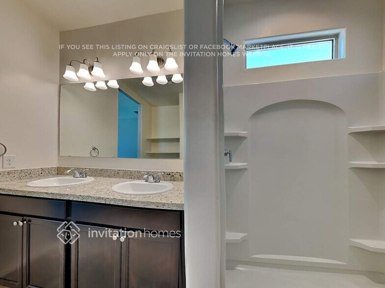 Building Photo - 31065 W Monterey Ave