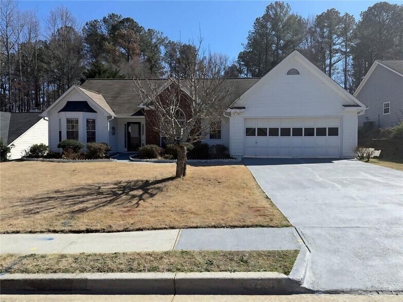 Building Photo - 2029 Manor Oak Ln NE